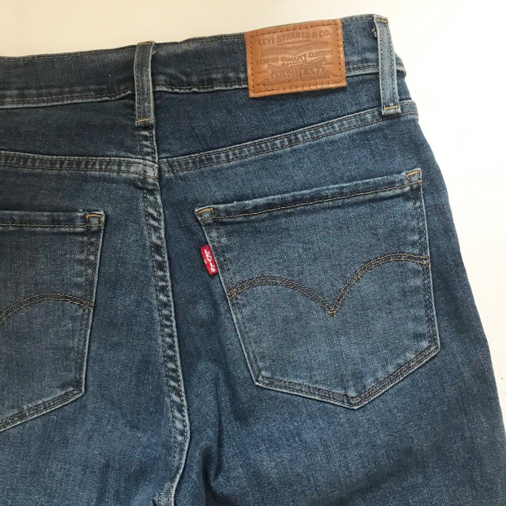 LEVI'S 724 Hi-Rise Straight Leg Jean, 26 - Picture 10 of 10